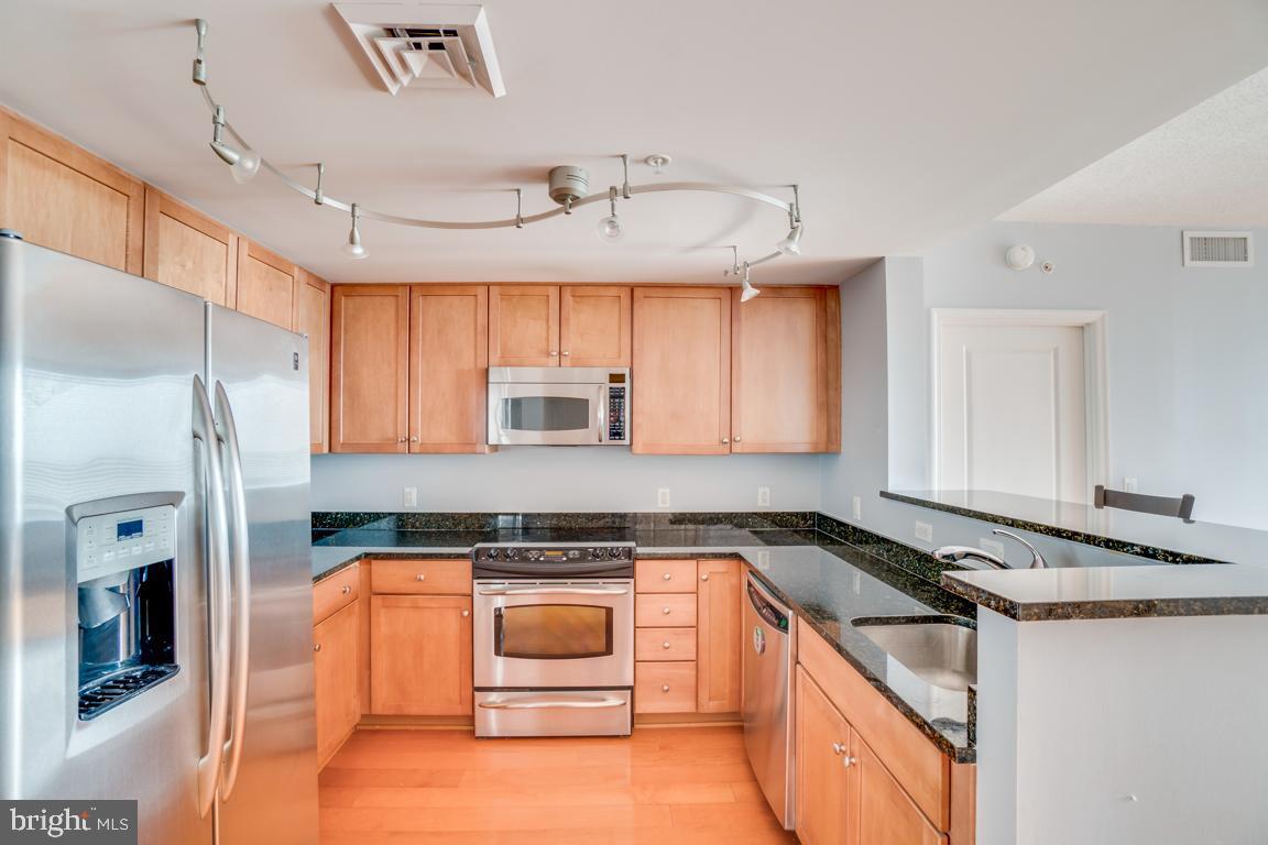 Foto principal - 1020 N Highland St