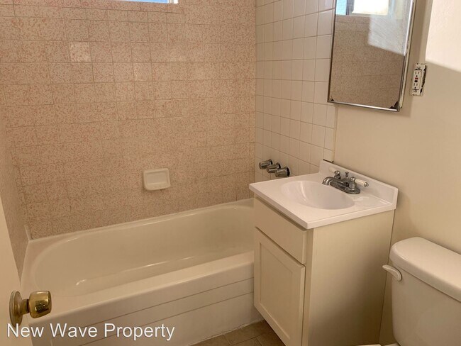 Foto del edificio - 1533 E 51st St