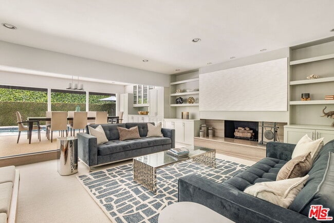 Foto del edificio - 3450 Castlewoods Pl