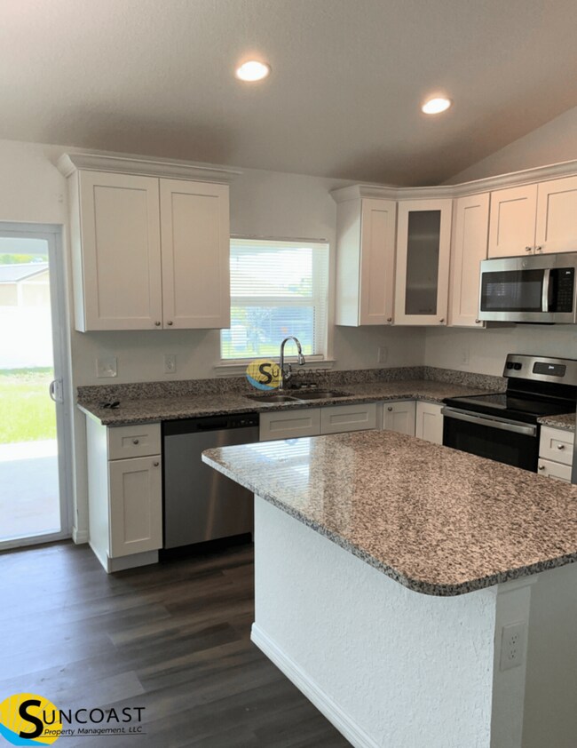 Foto del edificio - 8 Hemlock Cir Ln