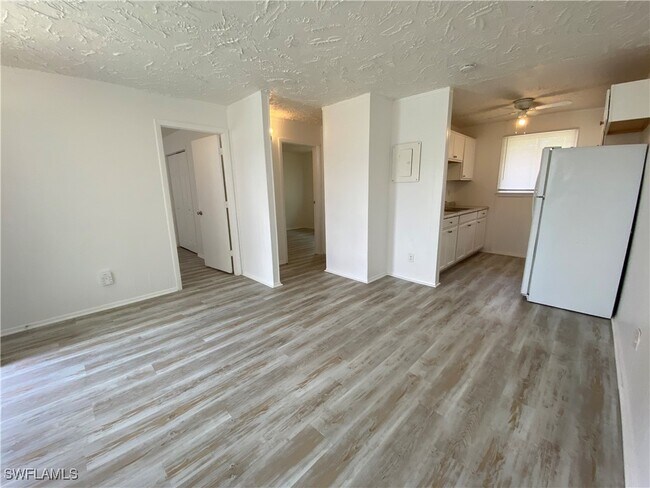 Foto del edificio - 3213 Jeffcott St