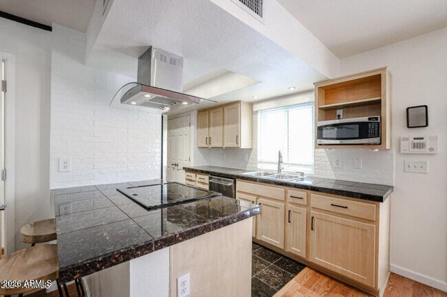 Building Photo - 10415 North 11th St