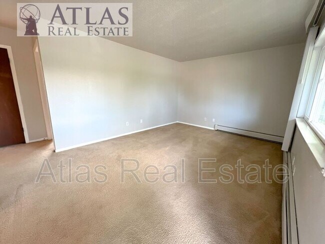 Foto del edificio - 314 Bonnie Ct