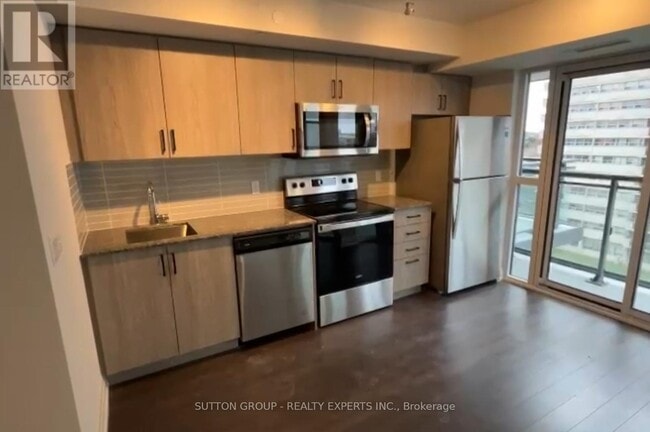 Building Photo - 20 Meadowglen Pl