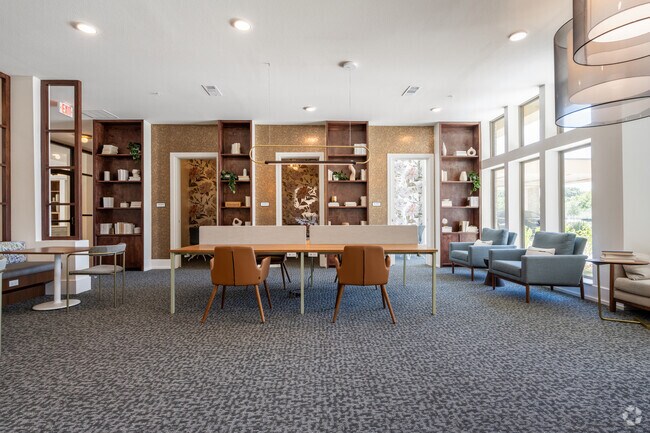 Biblioteca - Jolie Pflugerville