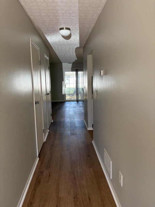 Building Photo - 6722 Hamler Dr