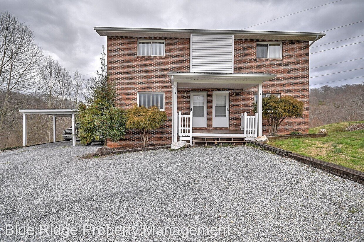 Primary Photo - 551 N Holston River Dr
