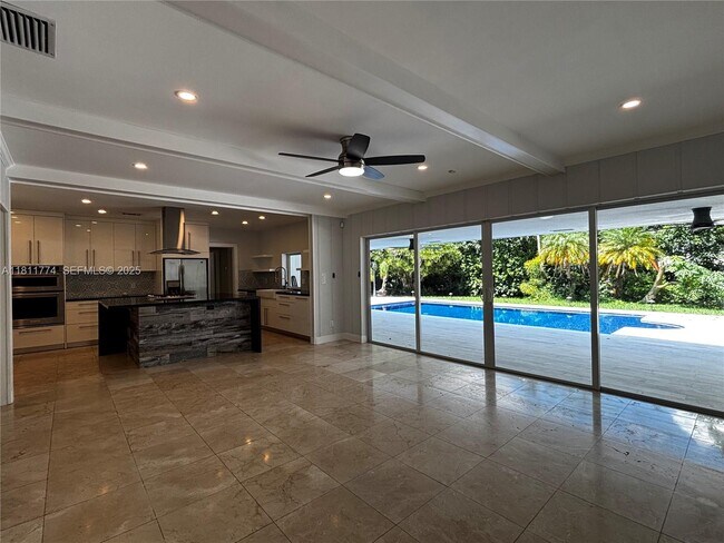 Building Photo - 7775 SW 145th St