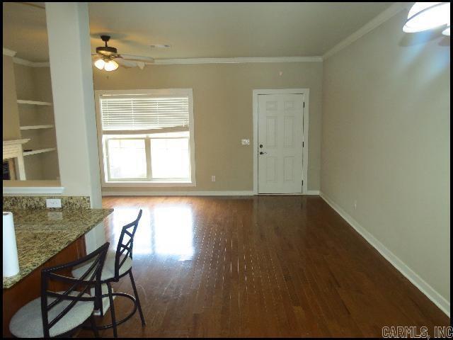 Building Photo - 806 Tuscany Cir