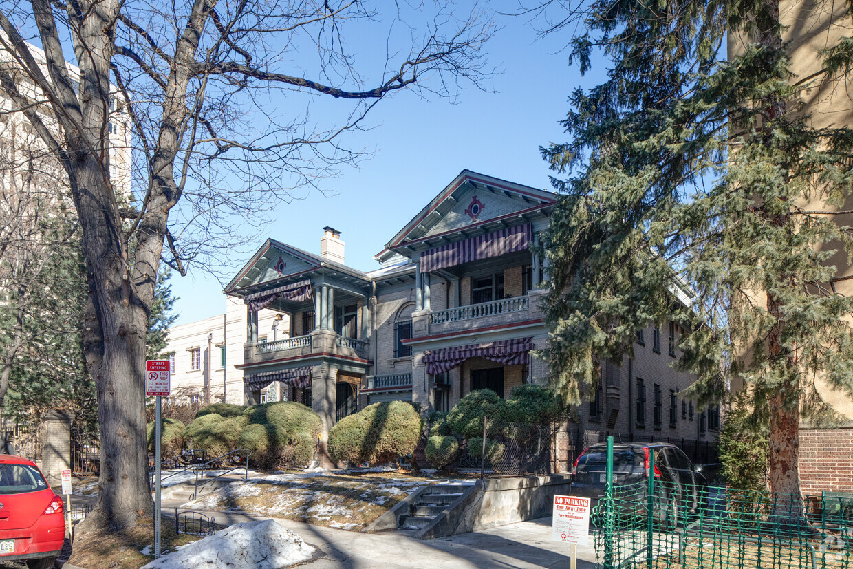 Foto principal - 930 Humboldt St