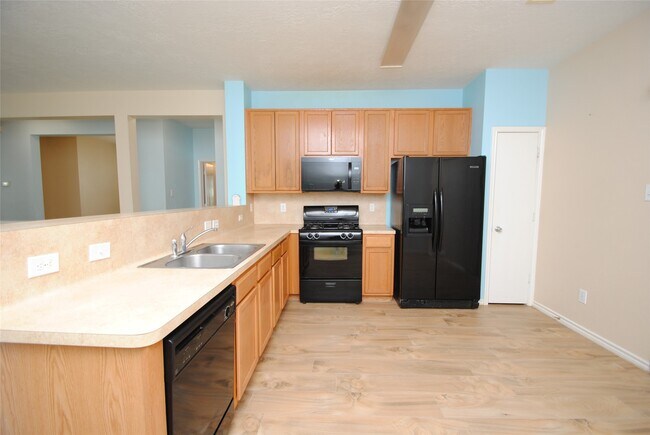 Foto del edificio - 18410 Fair Grange Ln