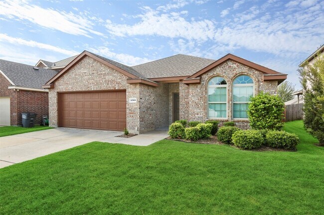 Foto del edificio - 1703 Twin Hills Way