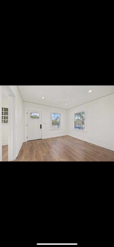 Building Photo - 2436 Adriatic Ave