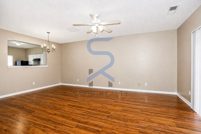 Building Photo - Prime South Fulton Location – 2BR/2.5BA Ready for You