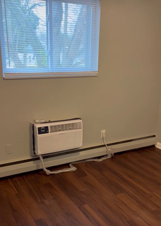 Building Photo - Grandview Apartments