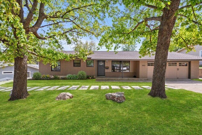 Foto del edificio - 2503 Rockingham Dr