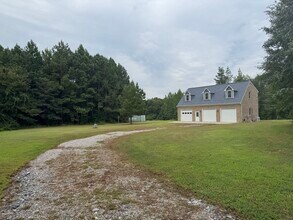 Building Photo - 14233 Harmony Rd