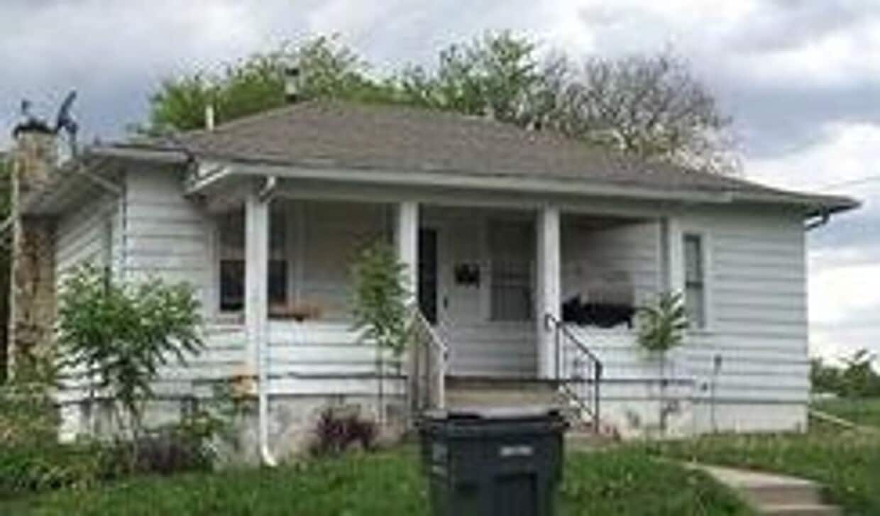Foto principal - 231 S Wilmoth Ave
