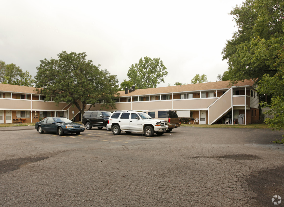 Building Photo - Glendale Apartments