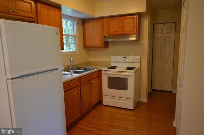Foto del edificio - 7545 Old Bayside Rd