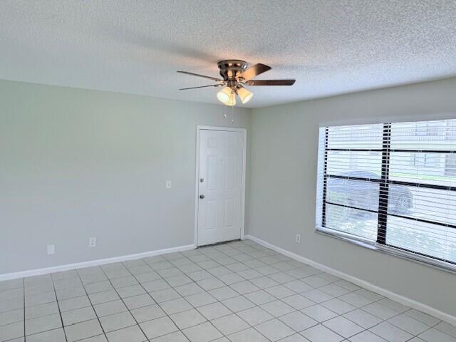 Building Photo - 5924 Longbow Ln