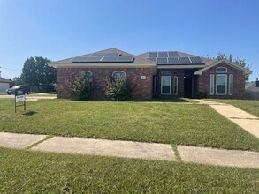 Building Photo - 4101 Windwood Dr
