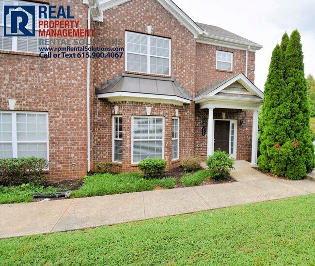 Building Photo - Great 3bd 2.5ba townhome in Murfreesboro! ...
