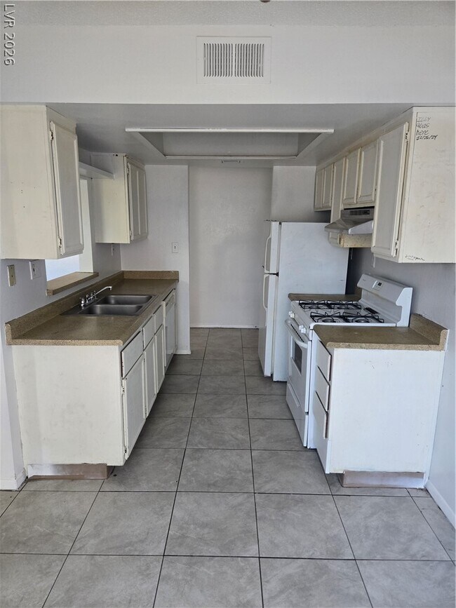 Foto del edificio - 2841 Wheelwright Dr