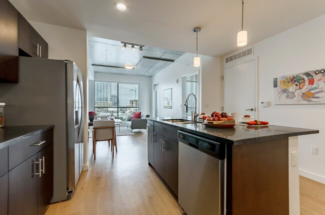 Building Photo - CitiTower