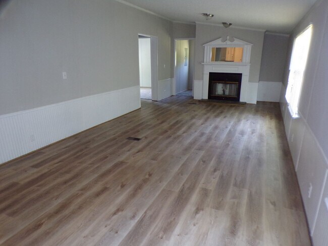 Building Photo - 1090 County Road 188