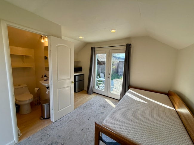 Building Photo - 1877 Virginia Ave