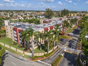 Aerial - Lago Club Apartments