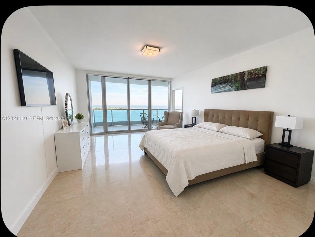 Foto del edificio - 1331 Brickell Bay Dr