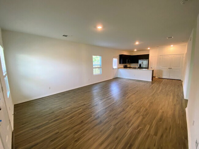 Foto del edificio - Room in House on Gabbro Gdns