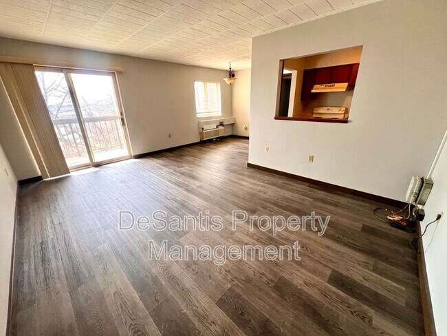 Foto del edificio - 508 Lunar Ln