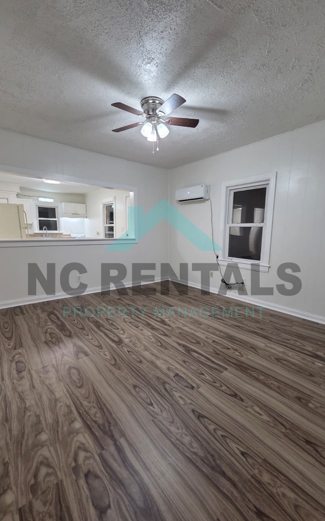 Foto del edificio - 1302 Cypress St