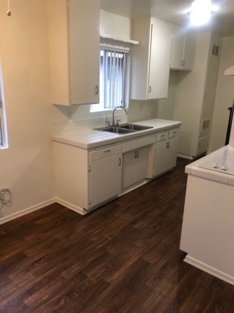 Foto del edificio - 2239 E Lenita Ln