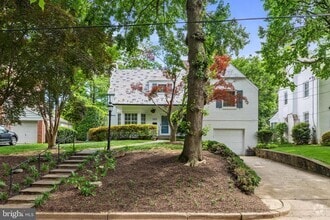 Building Photo - 5513 Park St