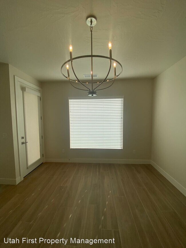 Foto del edificio - 4 br, 2 bath House - 4551 Piper PL