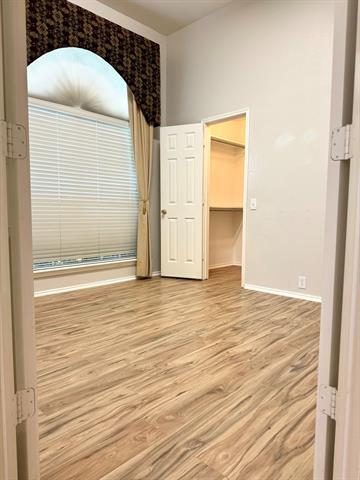 Building Photo - 7913 Aqua Vista Dr
