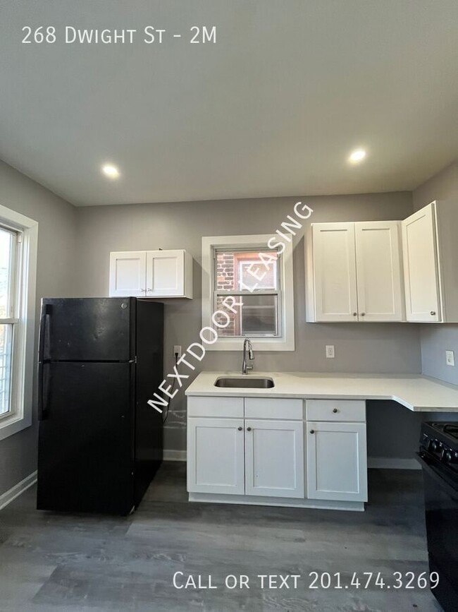 Photo - 268 Dwight St Apartment