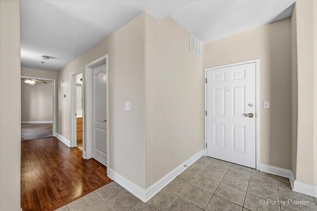 Foto del edificio - 543 N Hough St