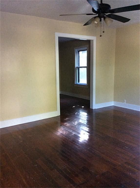 Building Photo - 507 Aron St