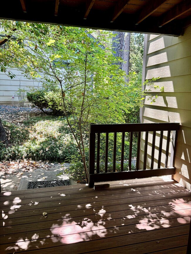 Foto del edificio - 315 Gracie Rd