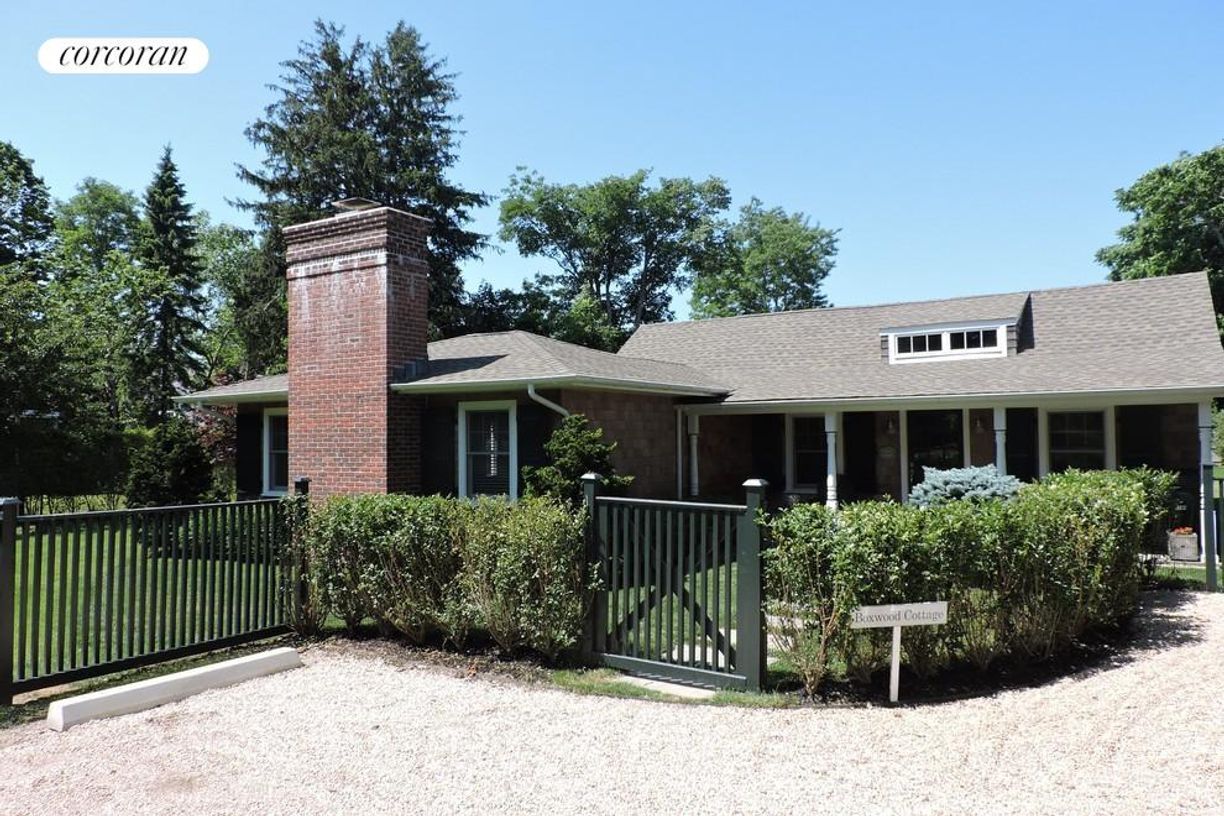 Primary Photo - 131 Elm St