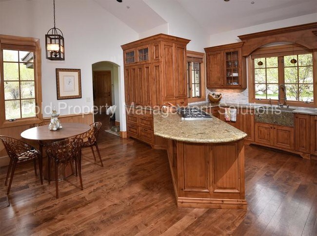 Building Photo - 1715 Cordillera Way