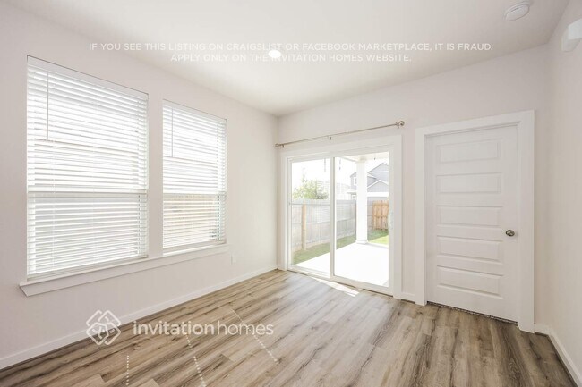 Foto del edificio - 4727 Audubon Pl