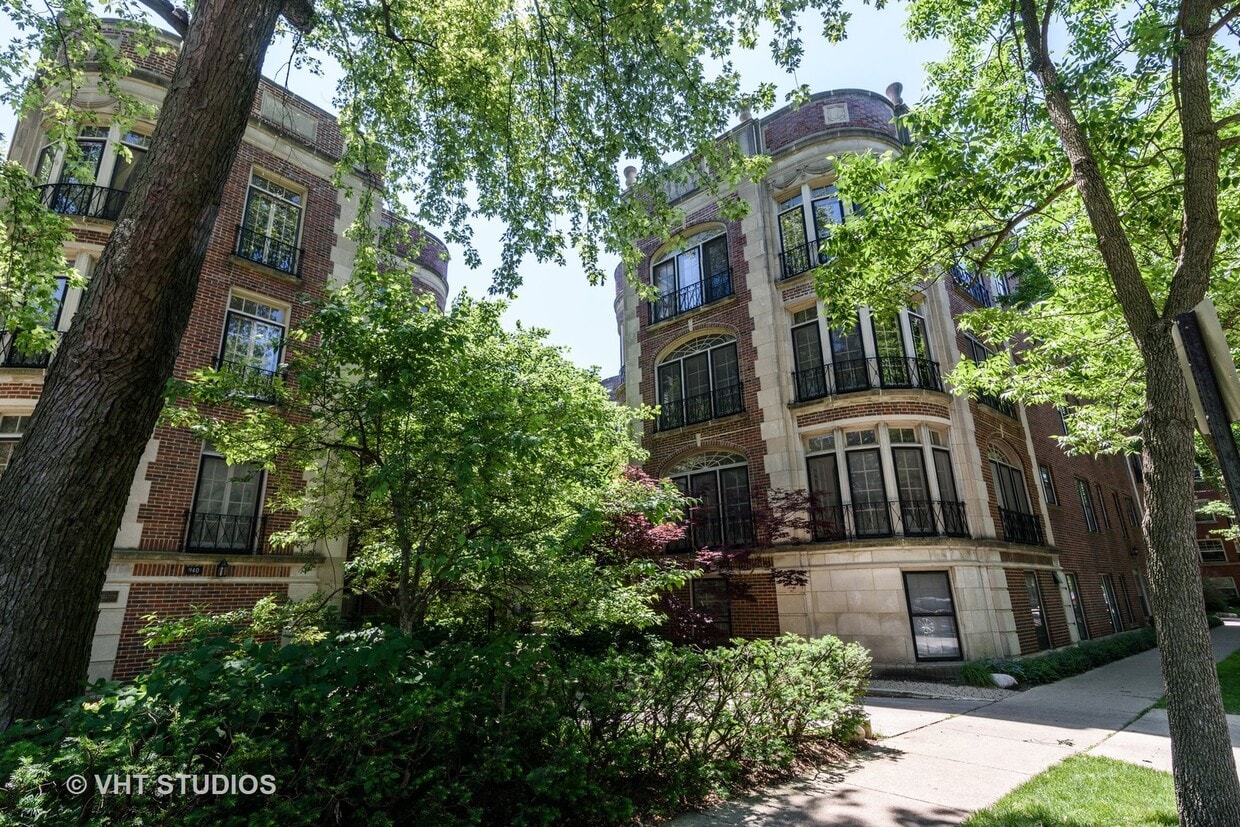 946 Michigan Ave Unit 3, Evanston, IL 60202 Condo for Rent in