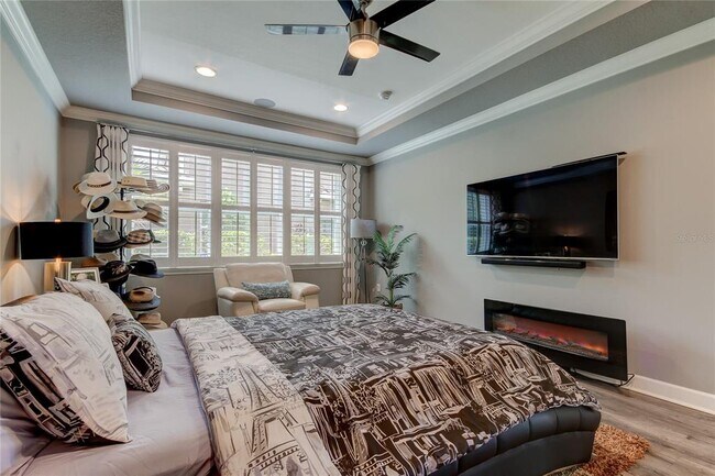 Building Photo - 8750 Terracina Lake Dr