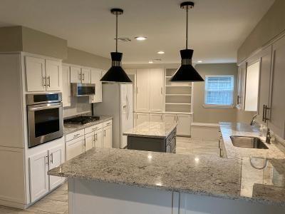 Building Photo - 407 Oak Vista Dr